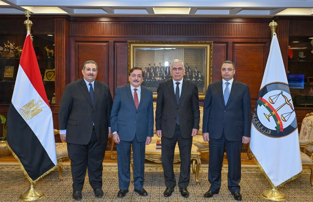 النائب العام يستقبل رئيس محكمة استئناف أسيوط