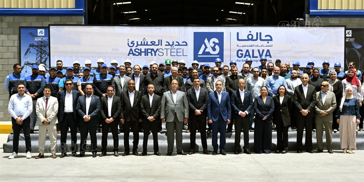 جولة موسعة لمدبولي داخل مصنع جالفا بأكتوبر لمتابعة مراحل تصنيع الأعمدة والأبراج الحديدية&nbsp;