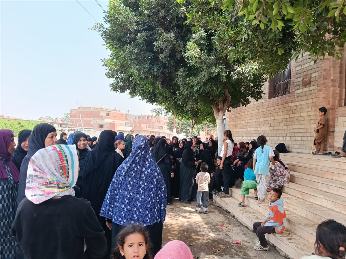 تشييع جثمان الطفلة مكه بسنديون، فيتو&nbsp;