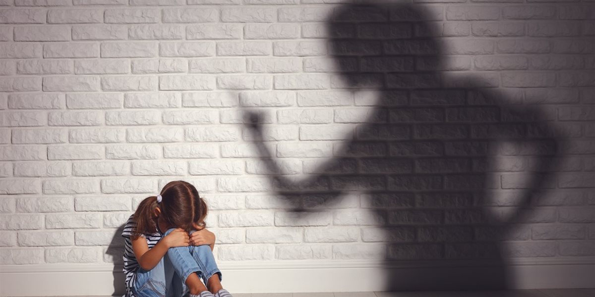 أخطاء في تربية الأبناء