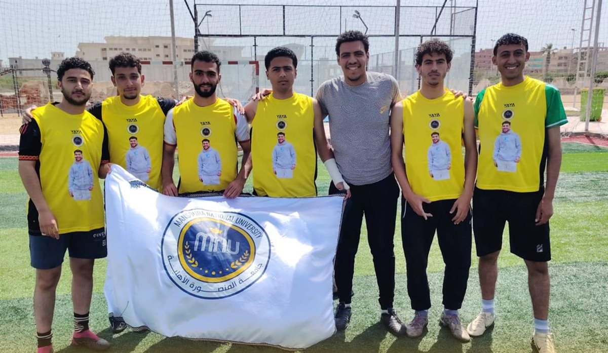 جامعة المنصورة الأهلية تكرّم أبطال “ دوري الجامعة”