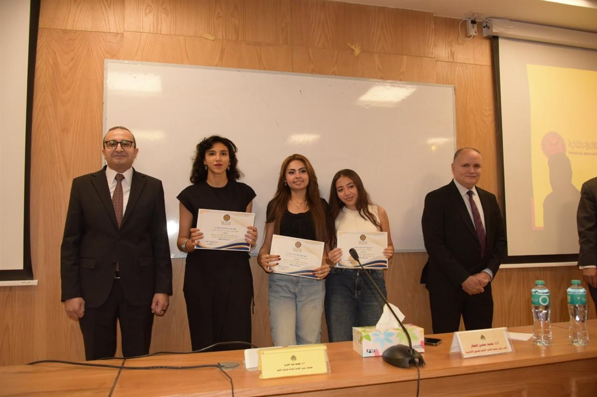 جامعة القاهرة الأهلية تستضيف رئيس الرقابة المالية