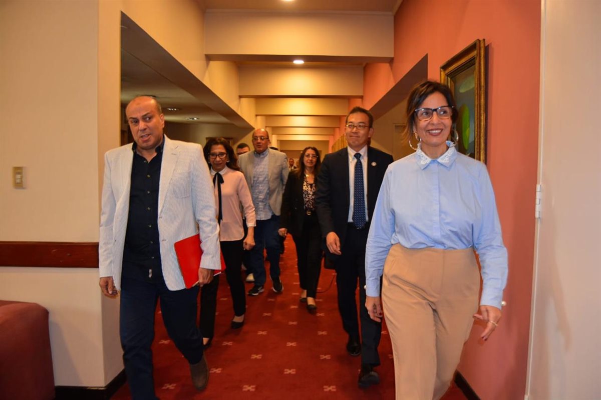 جيهان زكي وزيرة الثقافة تتفقد دار الأوبرا&nbsp;