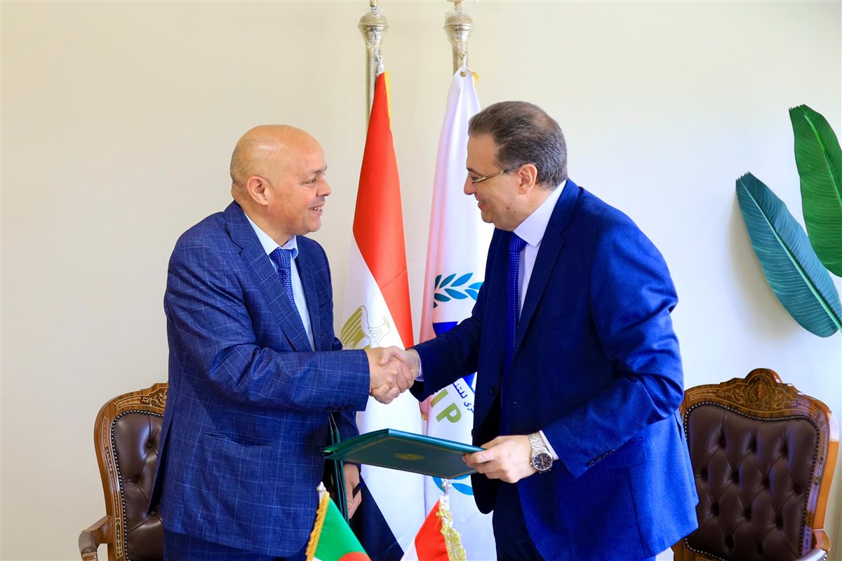 التنظيم والإدارة يبحث مع مديرية الوظيفة العامة الجزائرية التعاون في التدريب
