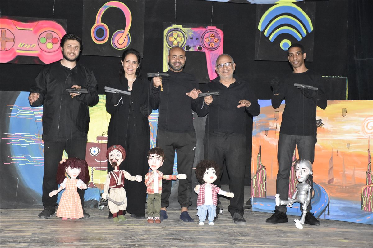 بروفات العرض المسرحي كلمة مرور، فيتو