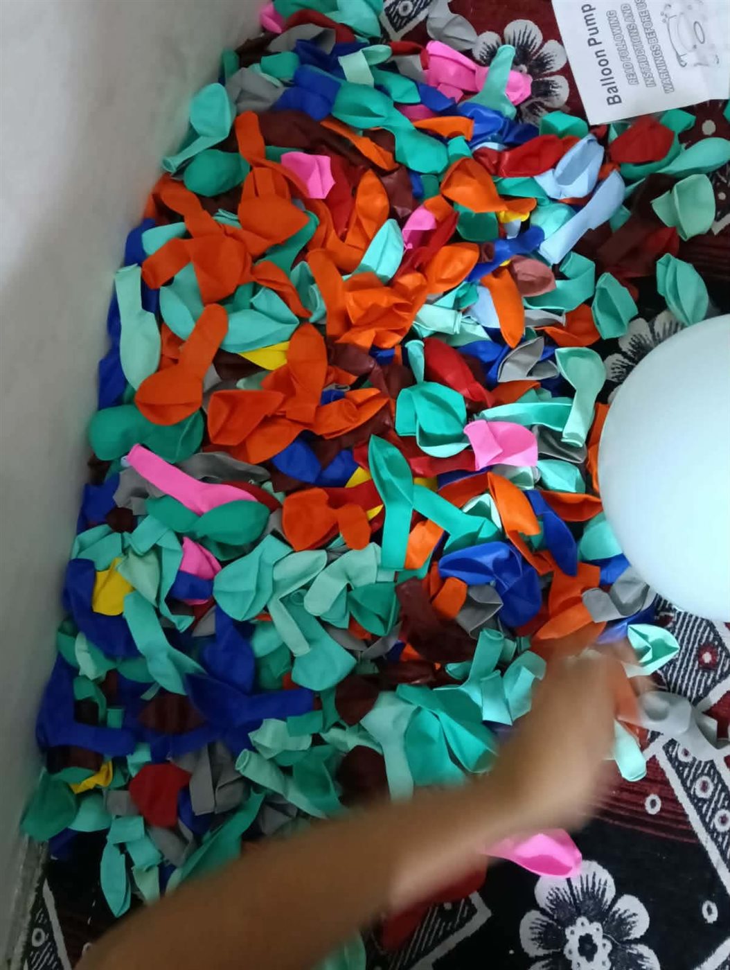 جانب من التجهيزات، فيتو