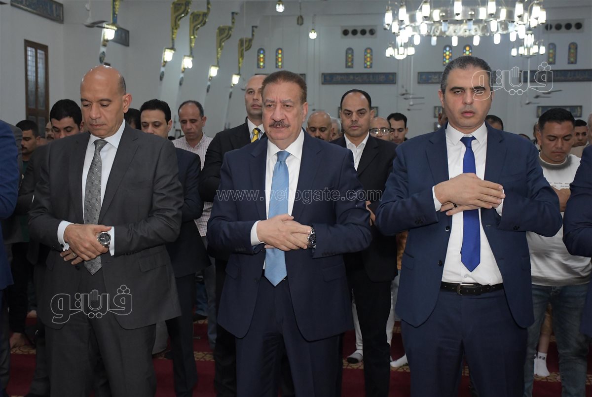 محافظ بورسعيد يؤدي صلاه عيد الاضحى المبارك&nbsp;