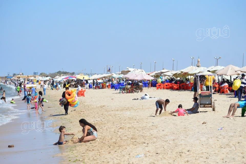 شاطىء بورسعيد خلال رابع أيام الاضحي المبارك&nbsp;