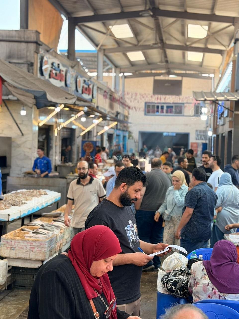 سوق السمك الحضاري ببورسعيد خلال رابع أيام عيد الأضحى المبارك