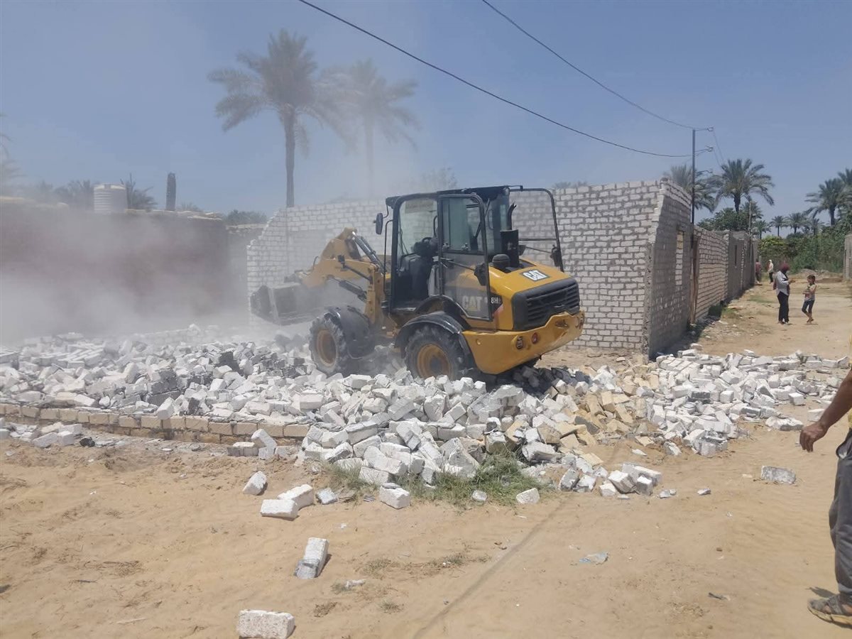 جانب من إزالة التعديات، فيتو
