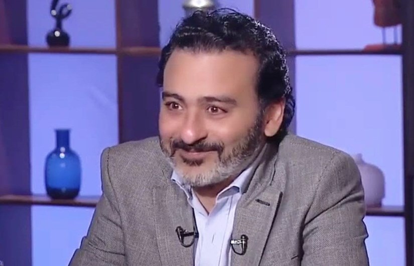 أحمد عزمي، فيتو