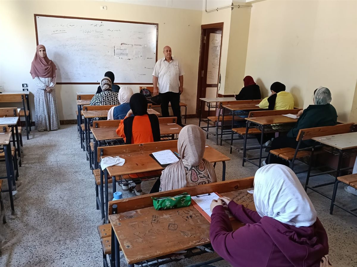 جولة محافظ الغربية لمتابعة أعمال امتحانات الشهادة الإعدادية العامة والمهنية