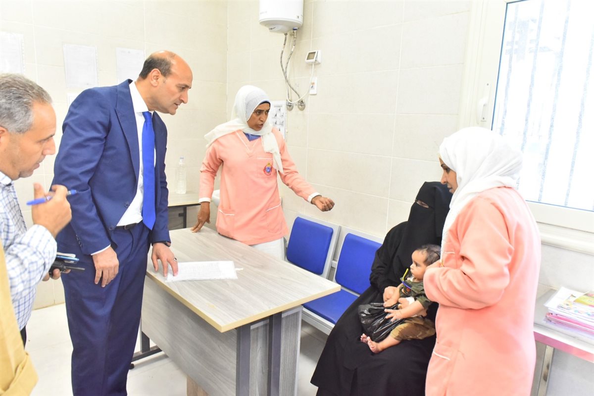 محافظ أسيوط يتفقد وحدة طب الأسرة بقرية المعصرة&nbsp;