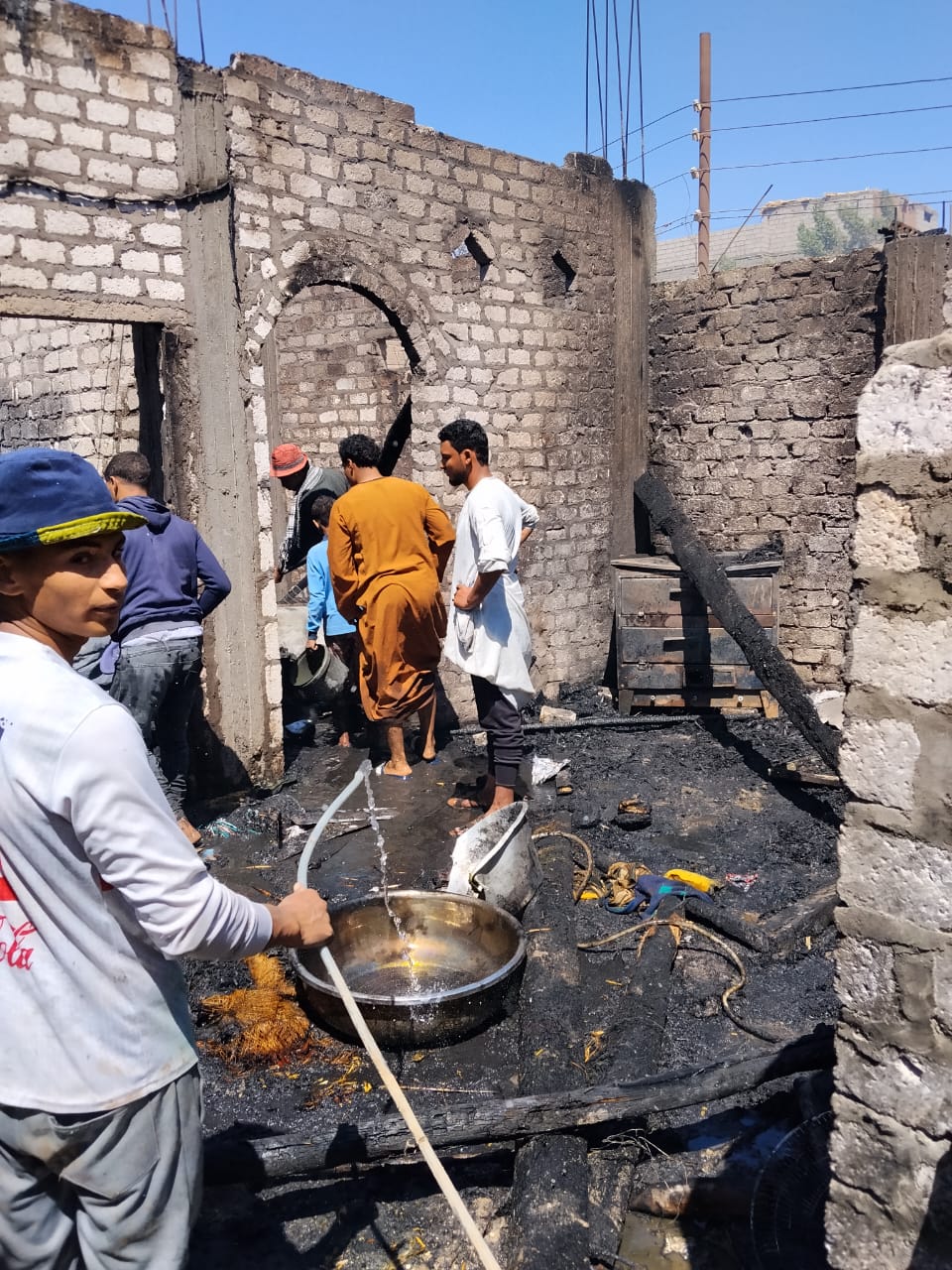 &nbsp;حريق فى 17 منزلا و5 أحواش بإحدى قرى مركز جرجا بسوهاج، فيتو