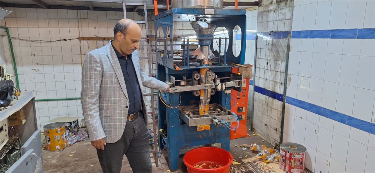 ضبط 11 ألف عبوة ومستلزمات إنتاج داخل مصنع سناكس غير مرخص بطنطا
