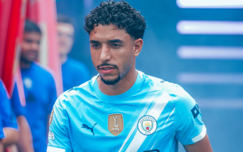 اللاعب عمر مرموش، فيتو