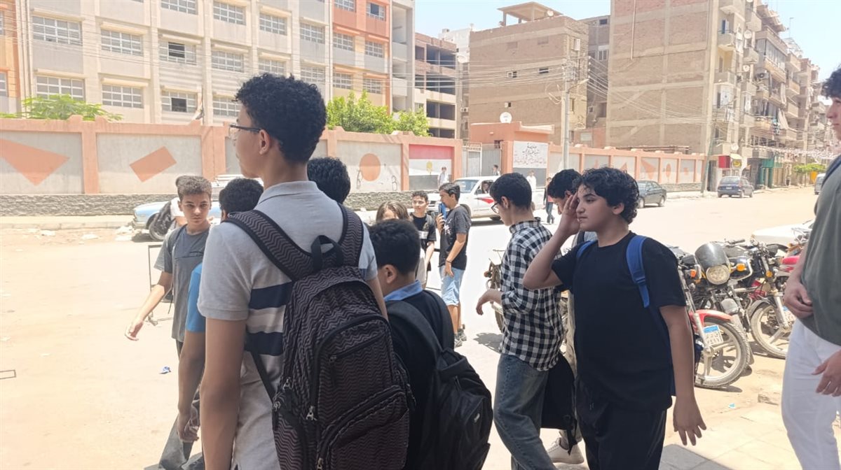 اللغة الانجليزية بالقليوبية، فيتو