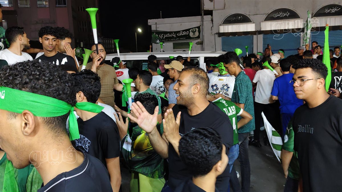 لحظة احتفالات اهالي بورسعيد بهدف التقدم&nbsp;