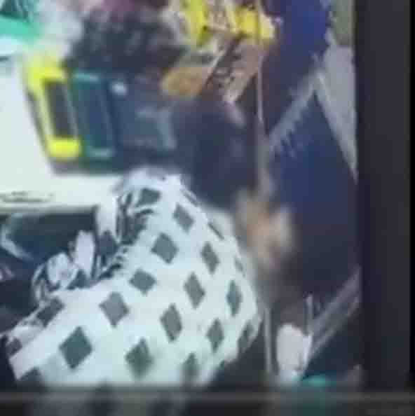 بعد التحرش بصغير، ضبط مالكي محل بأسيوط، فيتو