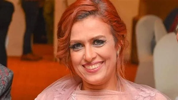 المطربة سيمون