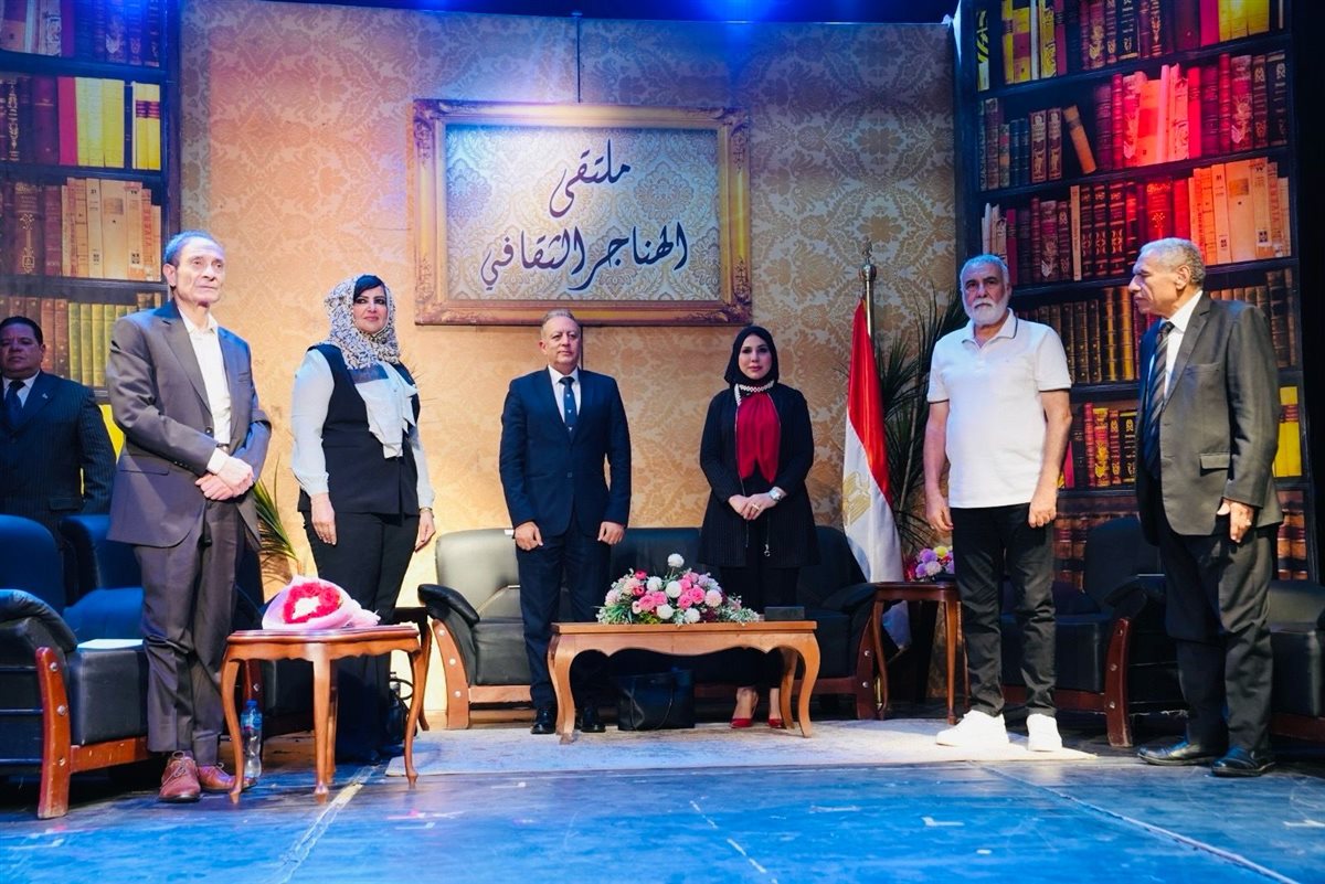 ملتقى الهناجر&nbsp;يناقش «الذكاء الاصطناعي وتأثيرة في مستقبل الإنسانية»