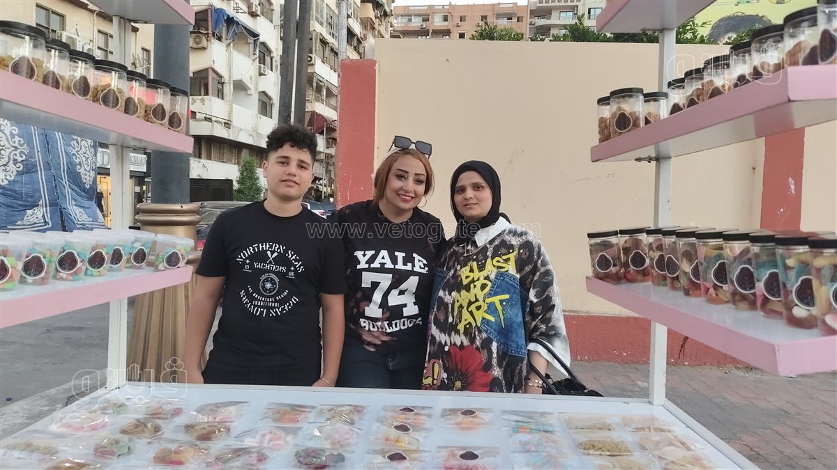 فيتو خلال لقاء محمود ووالدته