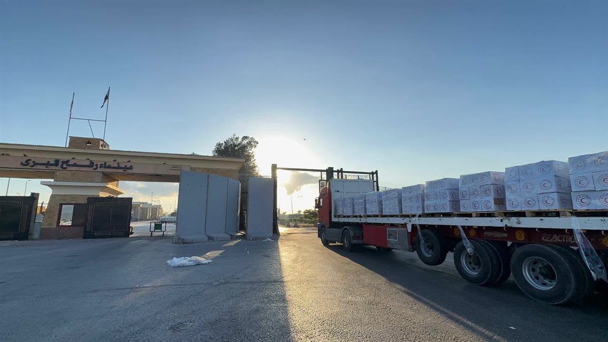&nbsp;الهلال الأحمر المصري يرسل 3.1 طن مساعدات إلى غزة