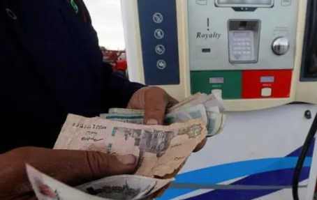 المطالبة بخفض أسعار البنزين في مصر 3 جنيعات، فيتو