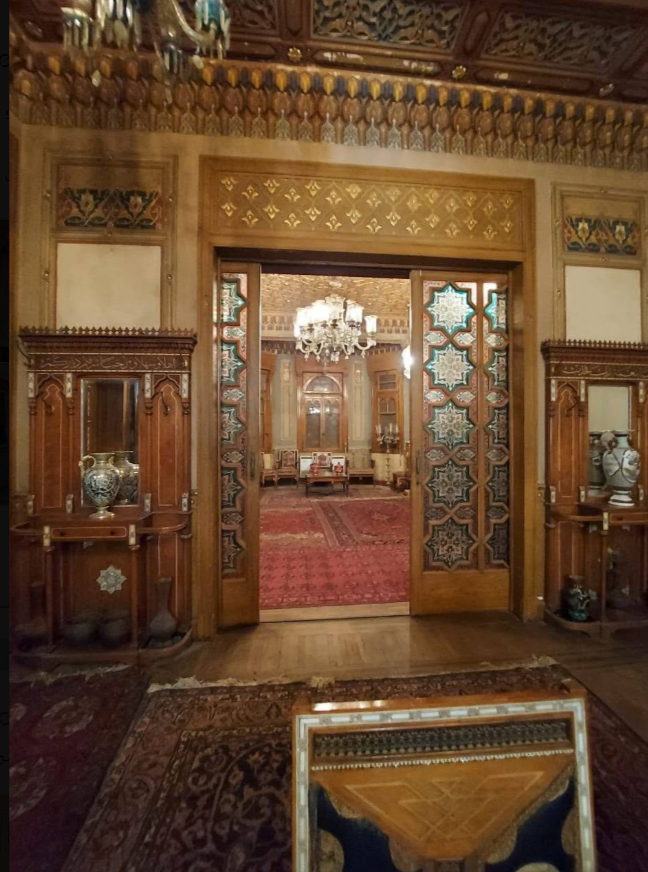 قصر المنيل المعروض للبيع على الطراز العثماني المميز