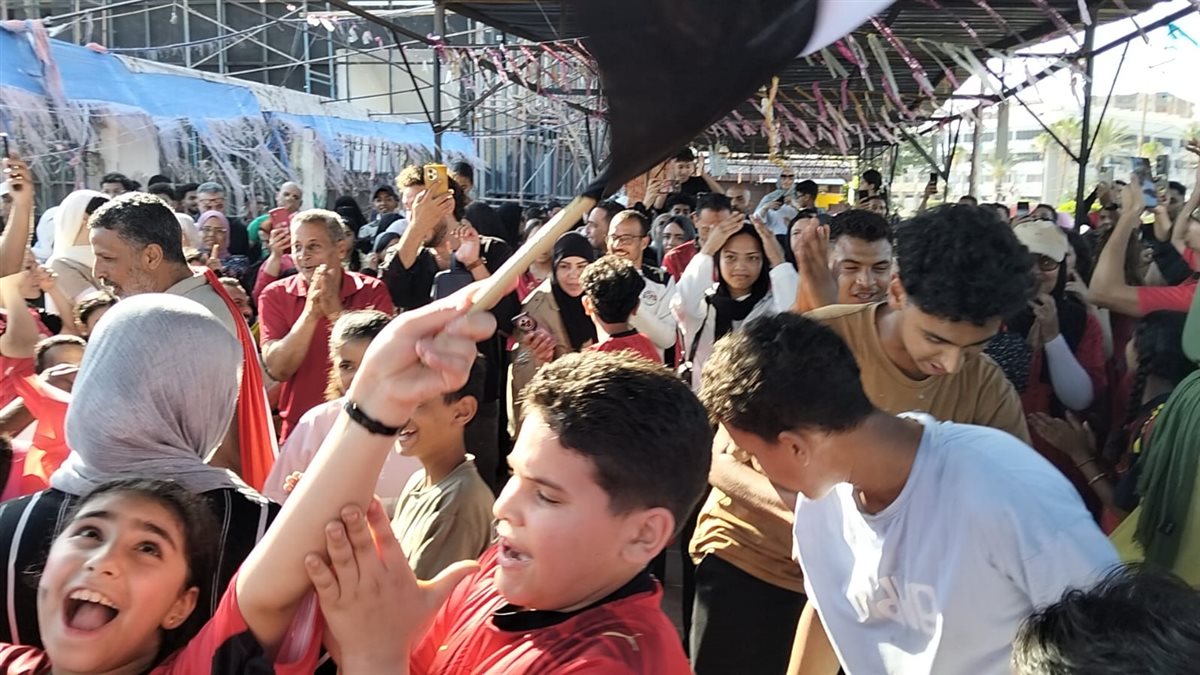جانب من احتفالات أهالي الإسماعيلية بالتعادل مع إيران، فيتو