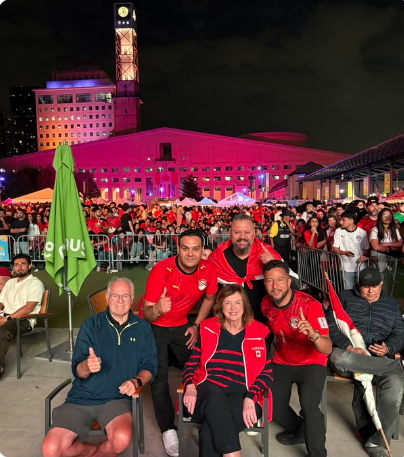 كارولين باريش تشارك المصريين فرحتهم في مباراة مصر وإيران