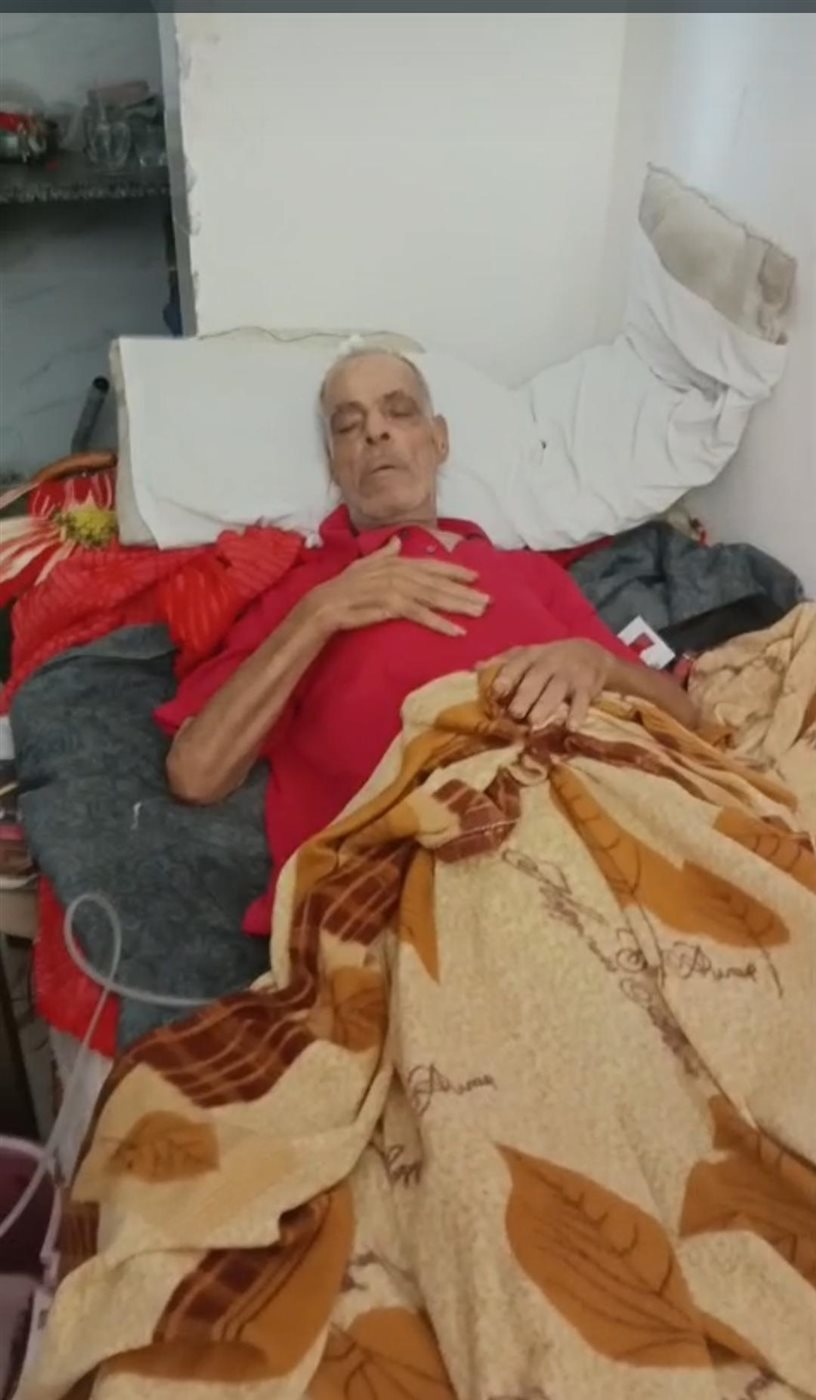 عم عدلي قبل نقله للمستشفى&nbsp;