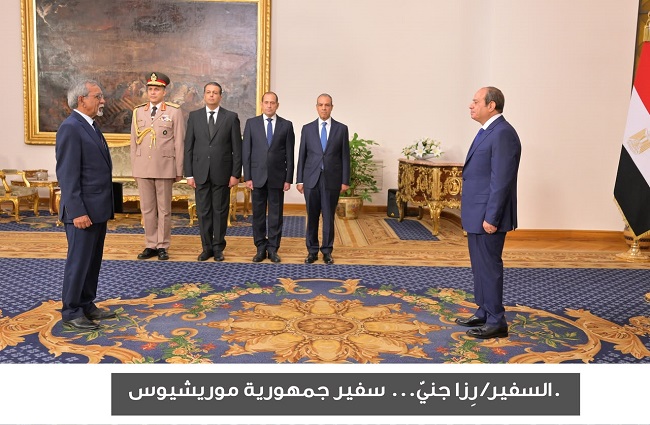 &nbsp; 17 سفيرًا جديدًا يسلمون أوراق اعتمادهم للرئيس السيسي