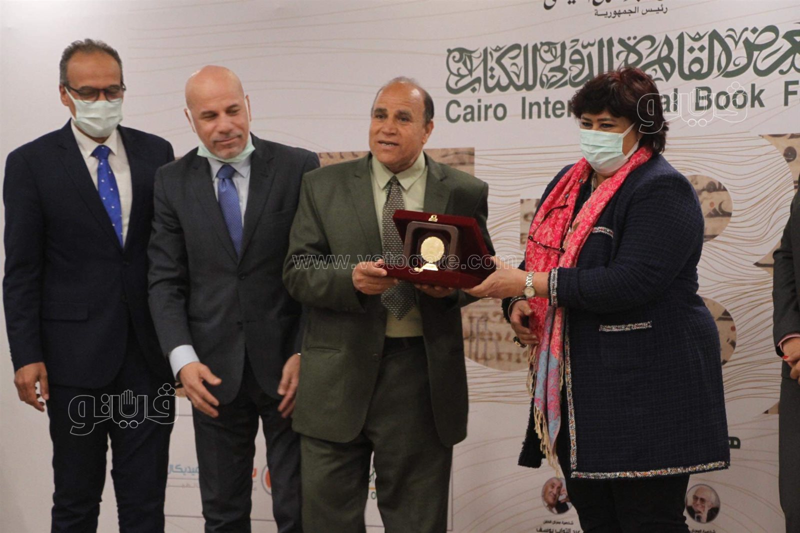 الفائزين بجوائز معرض القاهرة للكتابه  (1)