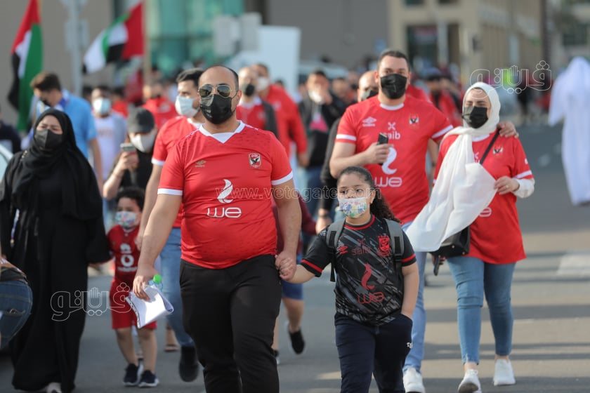 الأسر المصرية تتصدر المشهد في مؤازرة الأهلى أمام الهلال (19)