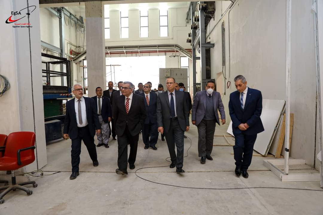  جامعة مصر للعلوم والتكنولوجيا توقع بروتوكول تعاون مع وكالة الفضاء لتدريب وتأهيل طلابها (1)