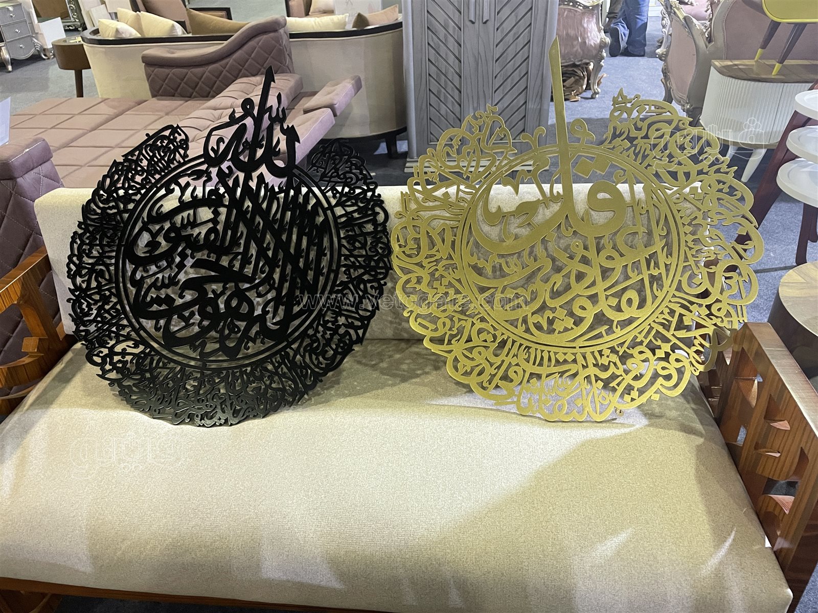 من داخل معرض صنع في دمياط.. صمم الانتريه على ذوقك وباسمك (5)