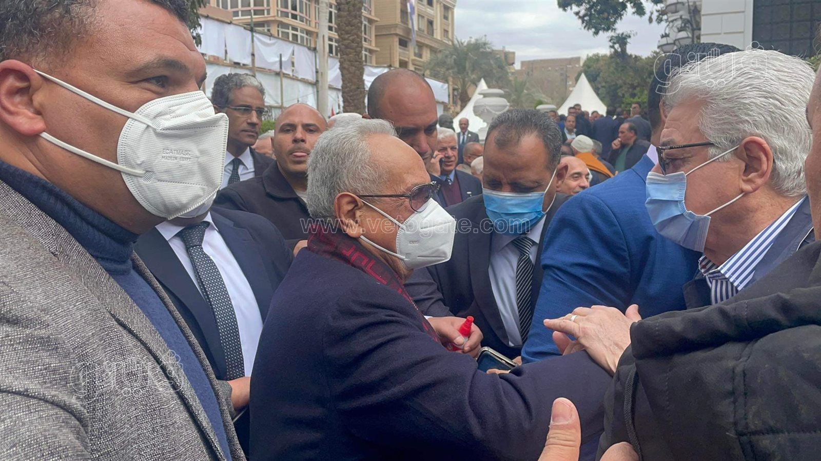 أبو شقة يصل مقار الاقتراع للإدلاء بصوته في انتخابات رئاسة الوفد (4)