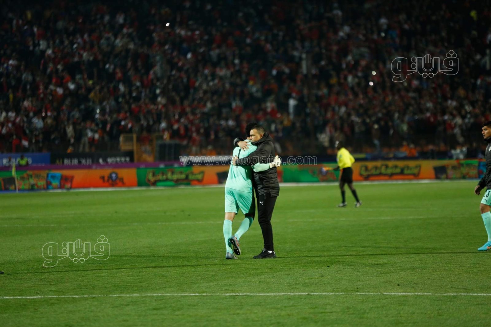 حزن محمد صلاح وفرحة الشناوي والحضري.. مشاهد بعد لقاء مصر والسنغال (17)