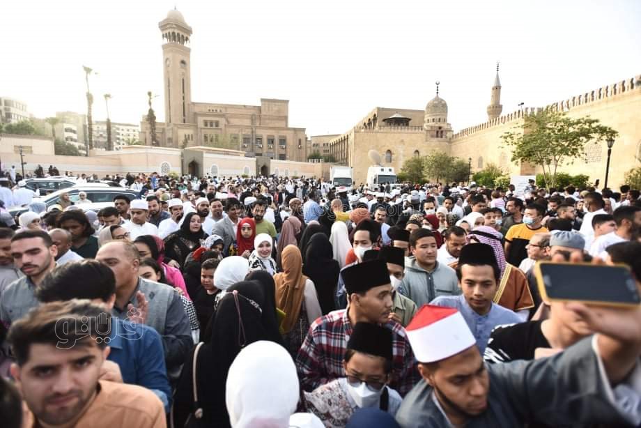 اعداد غير مسبوقة.. صلاة العيد في الأزهر الشريف شكل تاني (62)