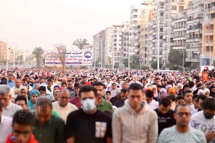 صلاة العيد في مسجد الصديق بالشيراتون (23)