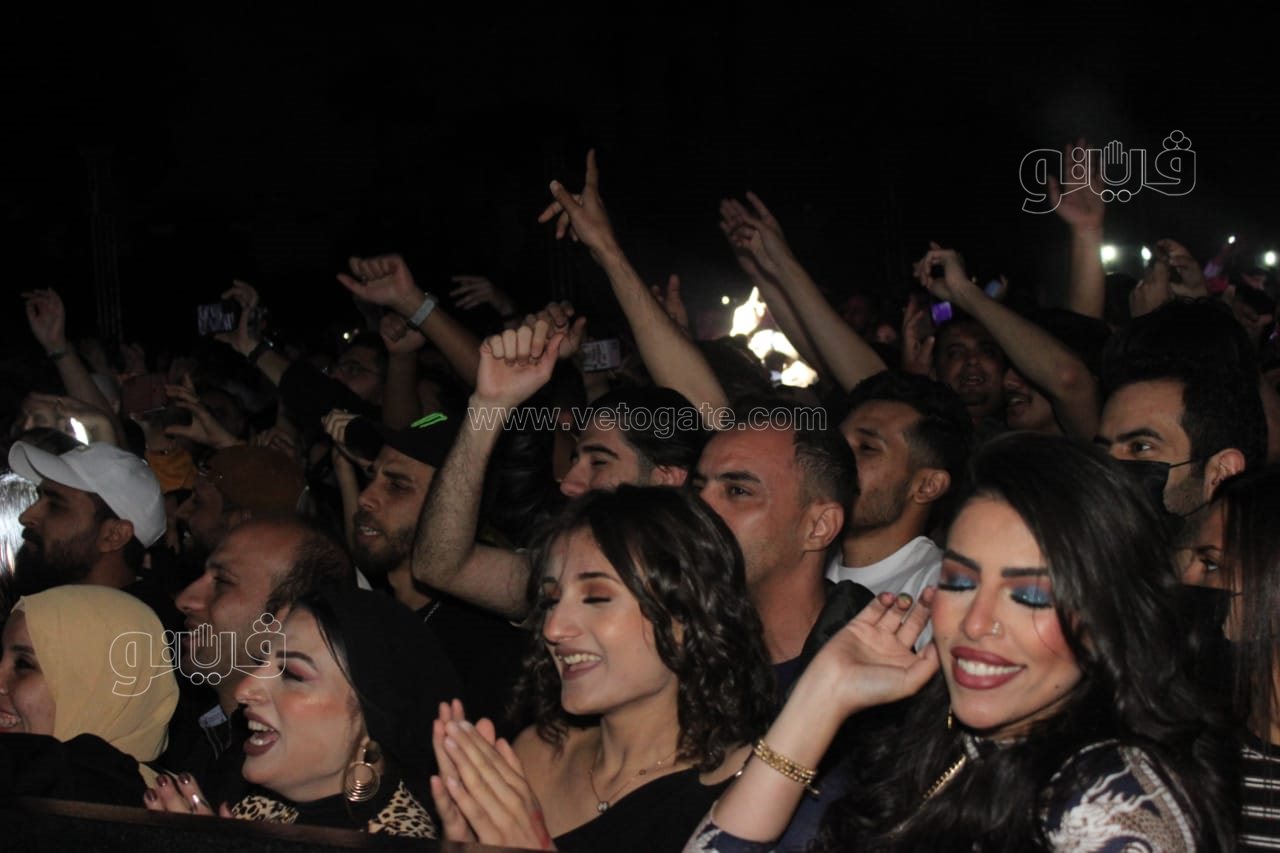  بهاء سلطان واحمد سعد ورامى جمال يشعلون حفلات العيد الحديقة الصينية (34)