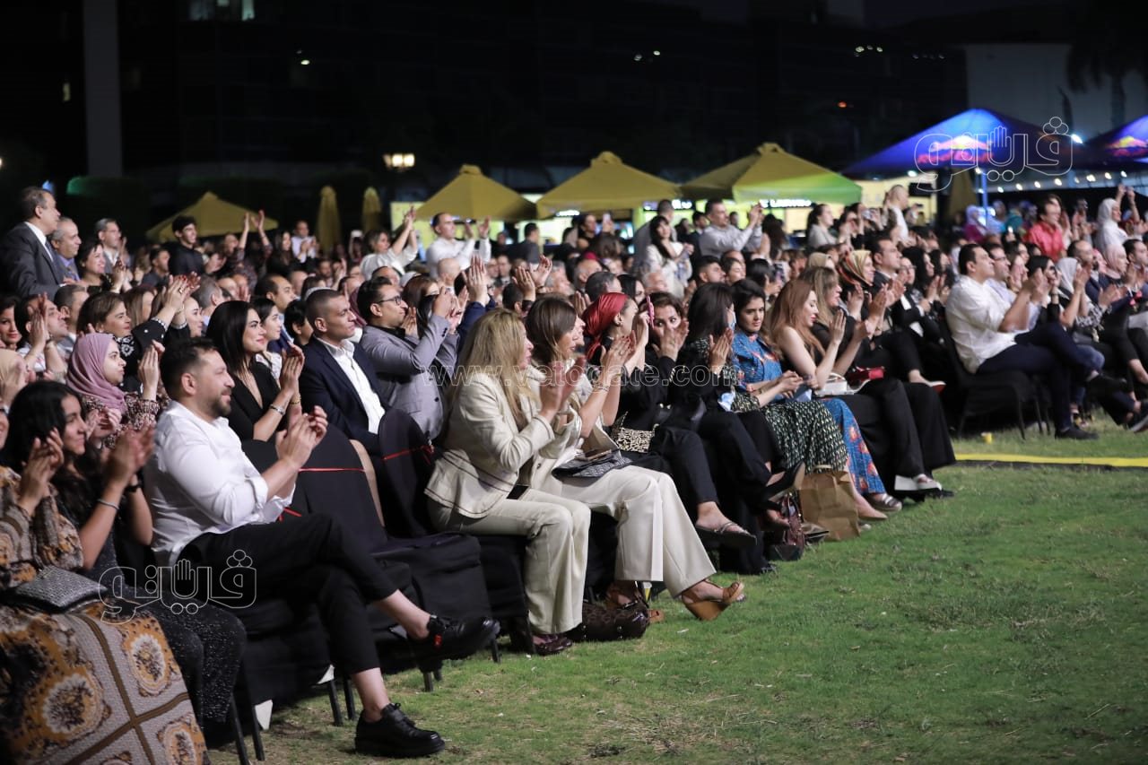 عمر خيرت يتألق بحفل عالمي في مركز القاهرة الدولى للمؤتمرات (31)