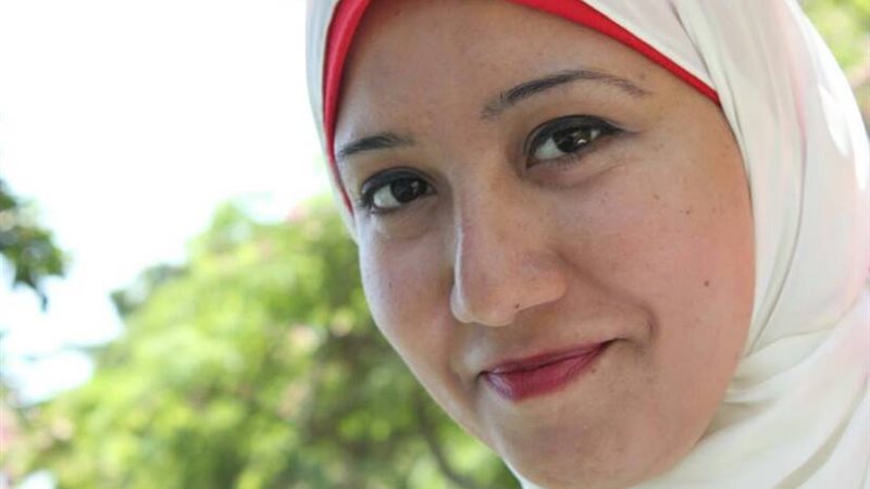 الخبيرة النفسية.سهام
