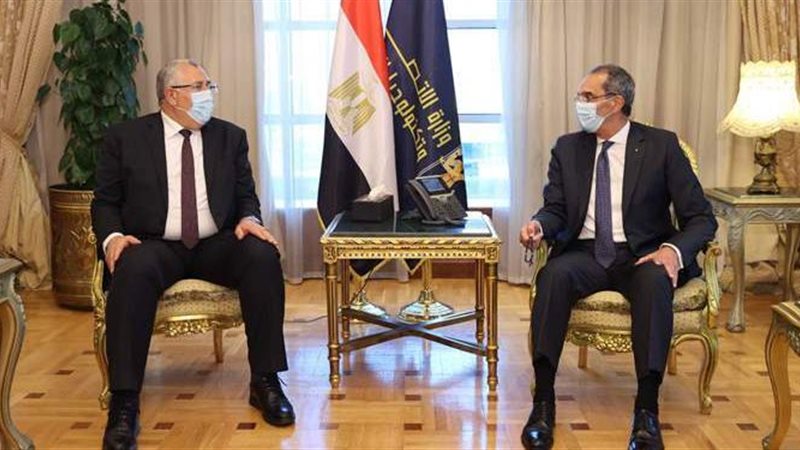 د. عمرو طلعت وزير