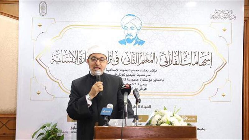 الدكتور نظير عياد،