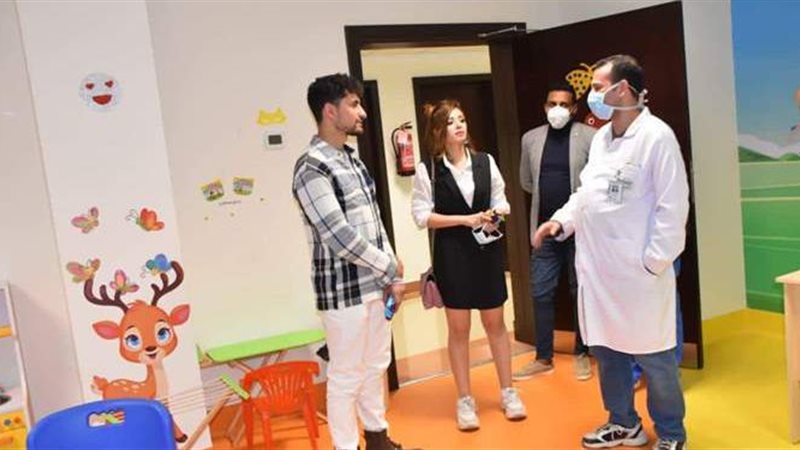فنانون يدعمون مرضى