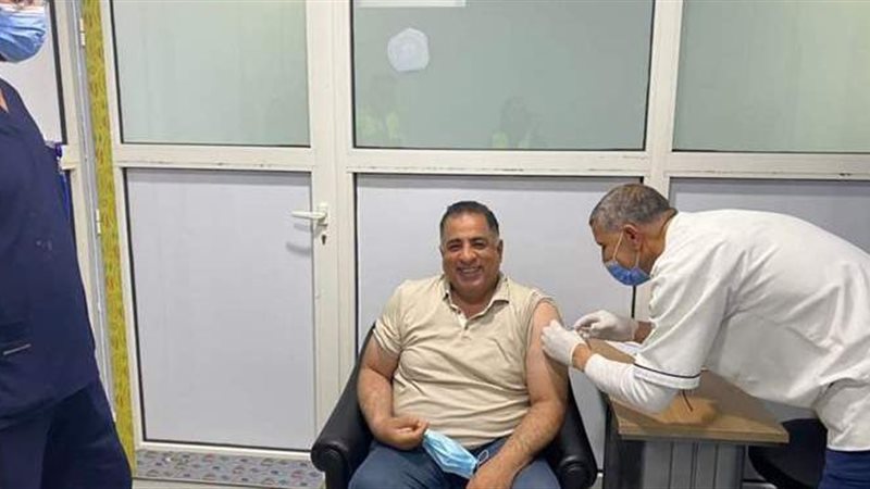 تطعيم 593 مواطن بلقاح