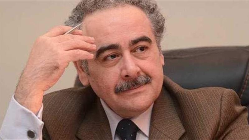 الشاعر الكبير علاء