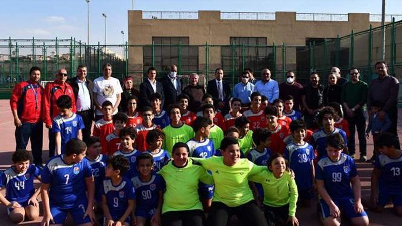 وزير الرياضة يتفقد
